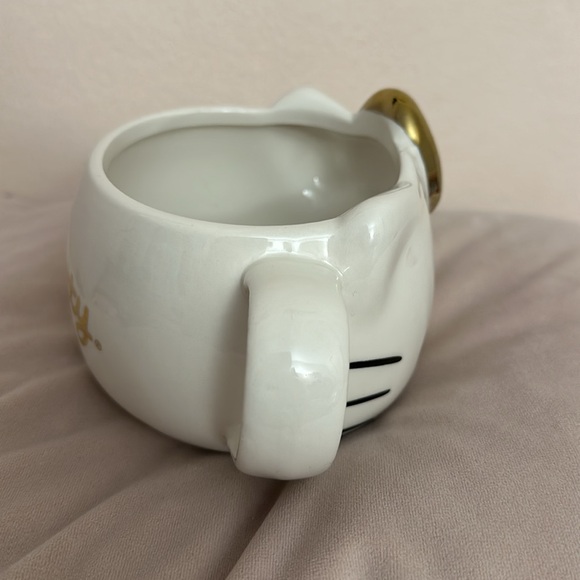 RARE Hello Kitty By Sanrio Mug With Rare GOLD Bow  Sculpted Ceramic Coffee Cup - Picture 5 of 6